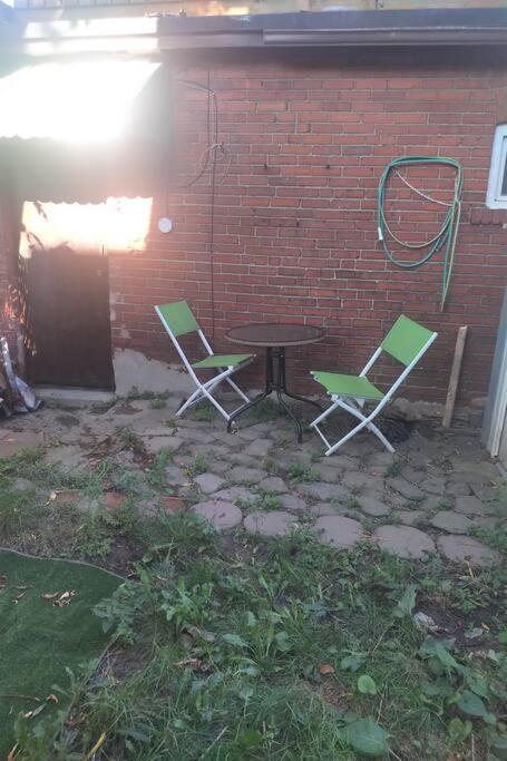 Awesome Cozy 1 Bedroom Coachhouse Toronto Exterior photo